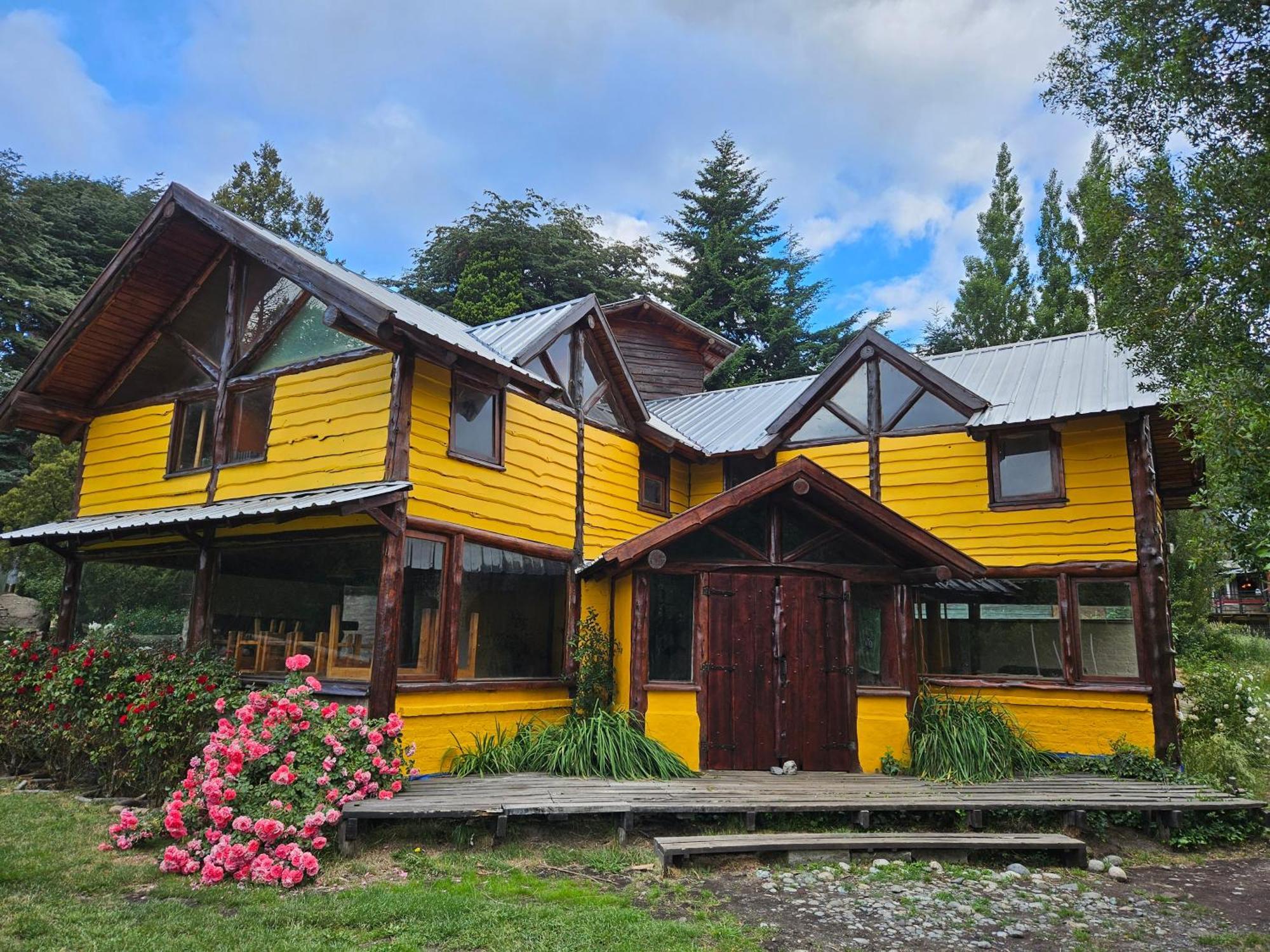 Hostel Capsula Refugio Oeste San Carlos de Bariloche Exterior photo